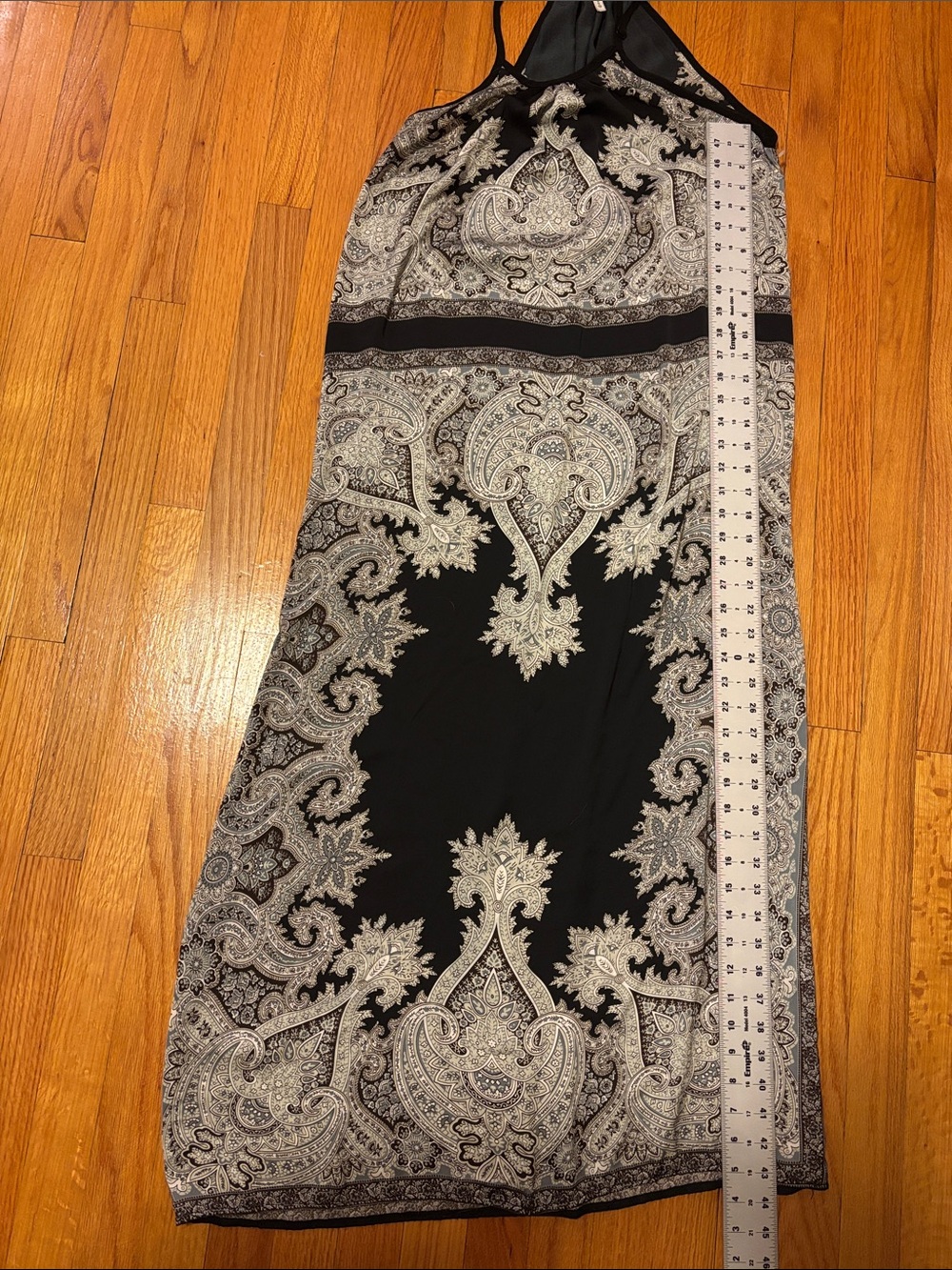 Paradise Black Gray White Paisley Halter Printed Maxi Dress Size S NWOT - Picture 9 of 9